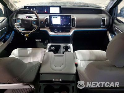 Zdjęcie 8 z 13 samochodu: 2025 FORD EXPEDITION PLATINUM VIN:1FMJU1M80SEA64975 - miniatura
