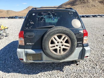 Zdjęcie 6 z 13 samochodu: 2001 TOYOTA RAV4 BASE VIN:JTEHH20V110082031 - miniatura