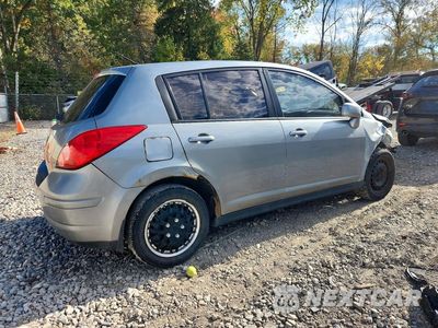 Trzecie zdjęcie samochodu z tyłu: 2010 NISSAN VERSA 1.8 S VIN:3N1BC1CPXAL410746 - miniatura