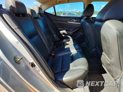 Zdjęcie 10 z 12 samochodu: 2018 NISSAN MAXIMA 3.5 SV VIN:1N4AA6AP4JC370762 - miniatura