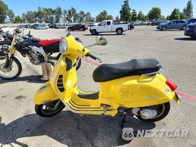 Trzecie zdjęcie samochodu z tyłu: 2007 VESPA GTS 250 VIN:ZAPM459L275006068 - miniatura
