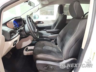 Zdjęcie 7 z 14 samochodu: 2022 CHRYSLER VOYAGER LX VIN:2C4RC1CG0NR105065 - miniatura