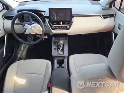 Zdjęcie 8 z 12 samochodu: 2026 TOYOTA COROLLA CROSS L VIN:7MUAAAAG6TV196651 - miniatura
