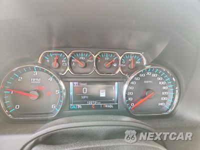 Zdjęcie 9 z 13 samochodu: 2018 CHEVROLET TAHOE C1500 PREMIER VIN:1GNSCCKC9JR194900 - miniatura