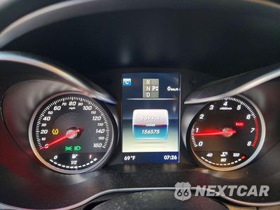 Zdjęcie 9 z 12 samochodu: 2016 MERCEDES-BENZ C 300 VIN:55SWF4JB2GU106251 - miniatura