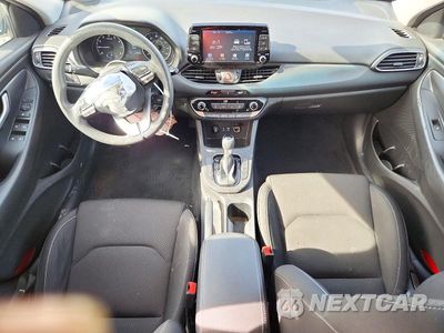 Zdjęcie 8 z 12 samochodu: 2018 HYUNDAI ELANTRA GT BASE VIN:KMHH35LE7JU062516 - miniatura