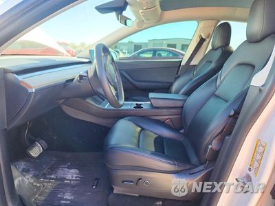 Zdjęcie 7 z 12 samochodu: 2022 TESLA MODEL Y VIN:7SAYGDEE2NF481276 - miniatura