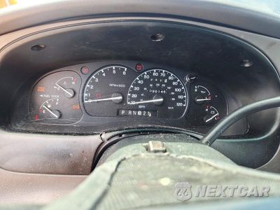 Zdjęcie 9 z 14 samochodu: 1999 FORD EXPLORER VIN:1FMDU32E3XUB17943 - miniatura