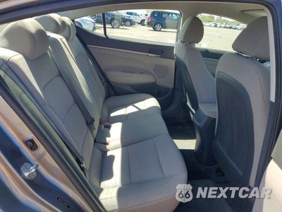 Zdjęcie 10 z 12 samochodu: 2018 HYUNDAI ELANTRA SE VIN:5NPD74LFXJH298422 - miniatura