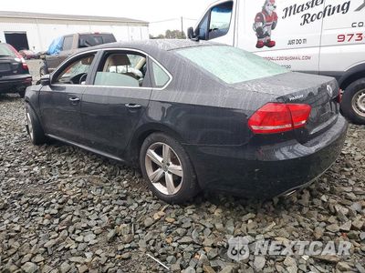 Drugie zdjęcie samochodu z przodu: 2012 VOLKSWAGEN PASSAT SE VIN:1VWBP7A33CC006543 - miniatura