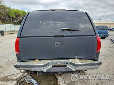 Zdjęcie 6 z 12 samochodu: 1995 CHEVROLET TAHOE K1500 VIN:3GNEK18K9SG108800 - miniatura