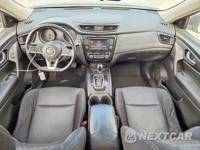 Zdjęcie 8 z 13 samochodu: 2018 NISSAN ROGUE SV VIN:JN8AT2MV8JW344112 - miniatura