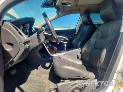 Zdjęcie 7 z 13 samochodu: 2016 VOLVO XC60 T6 PREMIER VIN:YV449MDK9G2808417 - miniatura
