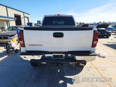 Zdjęcie 6 z 12 samochodu: 2006 CHEVROLET SILVERADO K2500 HEAVY DUTY VIN:1GCHK23216F102662 - miniatura