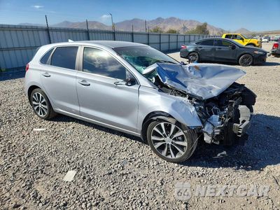 Czwarte zdjęcie samochodu z boku: 2020 HYUNDAI ELANTRA GT BASE VIN:KMHH35LE6LU143901 - miniatura