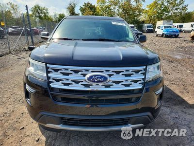 Piąte zdjęcie samochodu w środku: 2019 FORD EXPLORER XLT VIN:1FM5K8DHXKGA15089 - miniatura