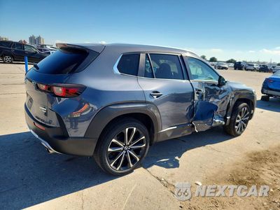 Trzecie zdjęcie samochodu z tyłu: 2023 MAZDA CX-50 BASE VIN:7MMVABXY8PN143902 - miniatura