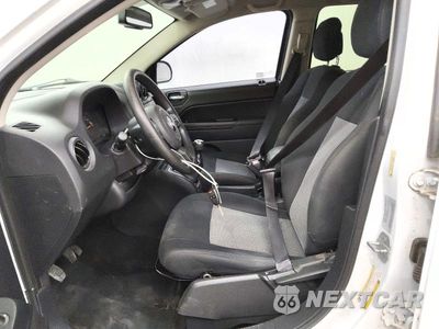 Zdjęcie 7 z 13 samochodu: 2015 JEEP COMPASS SPORT VIN:1C4NJDBB2FD202882 - miniatura