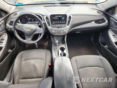 Zdjęcie 8 z 12 samochodu: 2016 CHEVROLET MALIBU LT VIN:1G1ZE5ST6GF318766 - miniatura