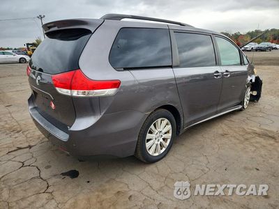 Trzecie zdjęcie samochodu z tyłu: 2014 TOYOTA SIENNA XLE 7-PASSENGER VIN:5TDDK3DC3ES092906 - miniatura