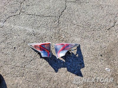 Zdjęcie 12 z 13 samochodu: 2017 TOYOTA PRIUS ONE VIN:JTDKBRFU1H3041703 - miniatura