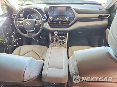 Zdjęcie 8 z 14 samochodu: 2022 TOYOTA HIGHLANDER HYBRID XLE VIN:5TDGBRCH8NS081946 - miniatura