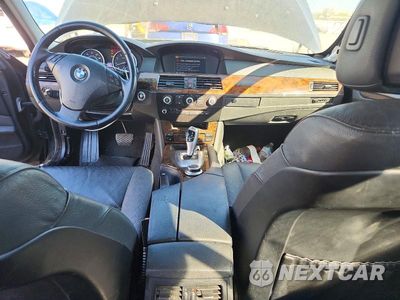 Zdjęcie 8 z 12 samochodu: 2008 BMW 528 I VIN:WBANU53578CT11222 - miniatura