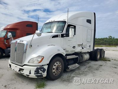 2018 KENWORTH T680 SEMI TRUCK 1XKYD49XXJJ193238 - główne zdjęcie licytacji z USA - miniatura