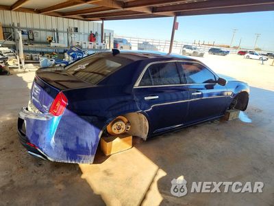 Trzecie zdjęcie samochodu z tyłu: 2016 CHRYSLER 300C PLATINUM VIN:2C3CCAPG4GH116745 - miniatura