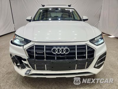 Piąte zdjęcie samochodu w środku: 2021 AUDI Q5 PREMIUM VIN:WA1AAAFY1M2073290 - miniatura