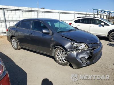 Czwarte zdjęcie samochodu z boku: 2012 TOYOTA COROLLA LE VIN:2T1BU4EE7CC812172 - miniatura