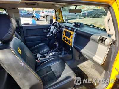 Zdjęcie 8 z 13 samochodu: 2008 TOYOTA FJ CRUISER BASE VIN:JTEBU11F68K032081 - miniatura