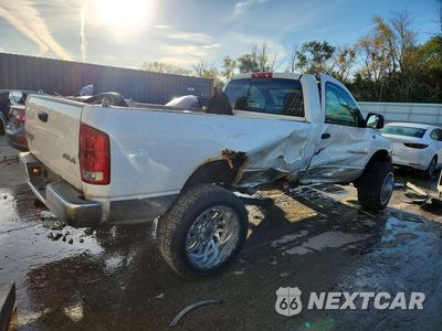 Trzecie zdjęcie samochodu z tyłu: 2004 DODGE RAM 2500 ST VIN:3D7KU26C74G222195 - miniatura