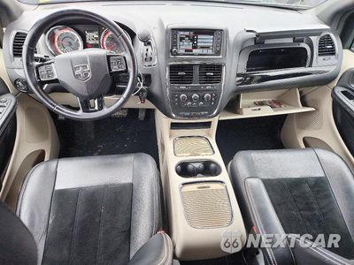 Zdjęcie 8 z 14 samochodu: 2017 DODGE GRAND CARAVAN SXT VIN:2C4RDGCG8HR605544 - miniatura