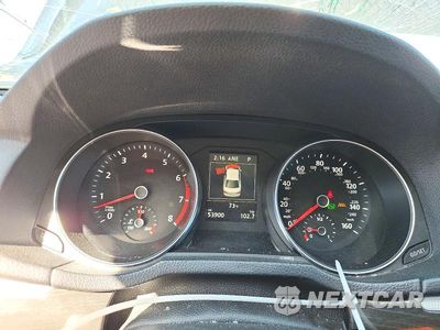 Zdjęcie 9 z 12 samochodu: 2017 VOLKSWAGEN PASSAT SEL PREMIUM VIN:1VWCM7A36HC053666 - miniatura