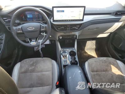 Zdjęcie 8 z 14 samochodu: 2023 FORD ESCAPE VIN:1FMCU0E13PUB46801 - miniatura