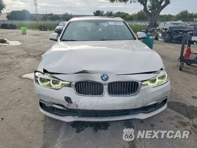 Piąte zdjęcie samochodu w środku: 2016 BMW 328 XI SULEV VIN:WBA8E3G57GNU01708 - miniatura
