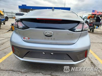 Zdjęcie 6 z 12 samochodu: 2020 HYUNDAI IONIQ LIMITED VIN:KMHC05LC7LU206439 - miniatura