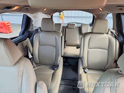 Zdjęcie 10 z 13 samochodu: 2018 HONDA ODYSSEY TOURING VIN:5FNRL6H84JB076884 - miniatura