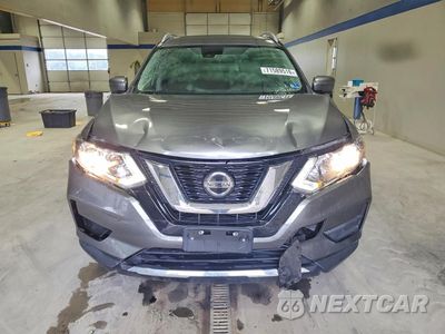Piąte zdjęcie samochodu w środku: 2020 NISSAN ROGUE SV VIN:5N1AT2MV3LC781379 - miniatura