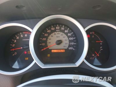 Zdjęcie 9 z 12 samochodu: 2006 TOYOTA TACOMA BASE VIN:5TEUX42N36Z157317 - miniatura