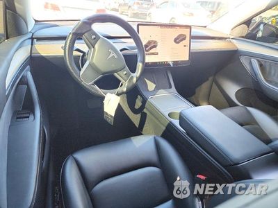 Zdjęcie 8 z 12 samochodu: 2023 TESLA MODEL Y VIN:7SAYGDEE4PA025439 - miniatura