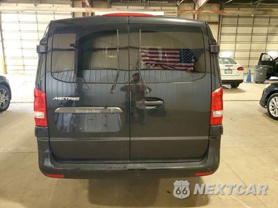 Zdjęcie 6 z 13 samochodu: 2017 MERCEDES-BENZ METRIS VIN:WD4PG2EEXH3314412 - miniatura