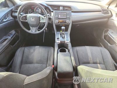 Zdjęcie 8 z 12 samochodu: 2016 HONDA CIVIC LX VIN:19XFC2F53GE038100 - miniatura