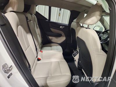 Zdjęcie 10 z 12 samochodu: 2021 VOLVO XC40 T5 MOMENTUM VIN:YV4162UK4M2399142 - miniatura