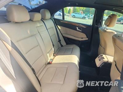 Zdjęcie 10 z 12 samochodu: 2010 MERCEDES-BENZ E 350 4MATIC VIN:WDDHF8HB8AA120636 - miniatura