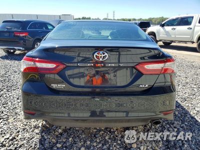 Zdjęcie 6 z 12 samochodu: 2018 TOYOTA CAMRY XLE VIN:4T1B11HKXJU010560 - miniatura