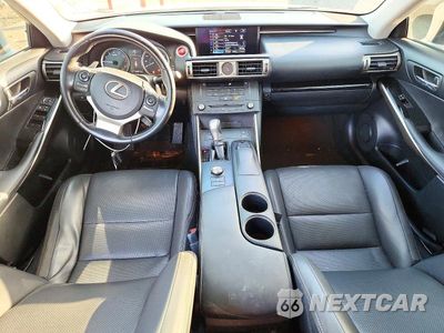 Zdjęcie 8 z 13 samochodu: 2016 LEXUS IS 200T VIN:JTHBA1D2XG5017276 - miniatura