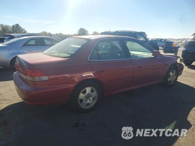 Trzecie zdjęcie samochodu z tyłu: 2002 HONDA ACCORD EX VIN:1HGCG16582A015913 - miniatura
