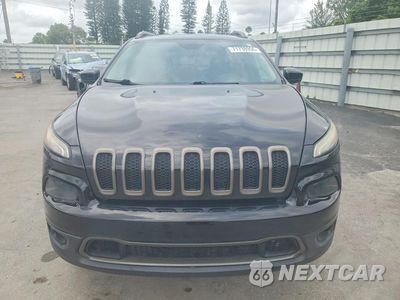 Piąte zdjęcie samochodu w środku: 2017 JEEP CHEROKEE LATITUDE VIN:1C4PJLCB2HW548780 - miniatura